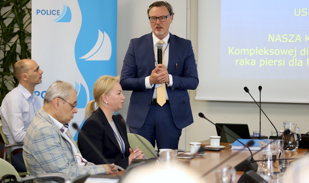 Podczas sesji Rady Miejskiej przemawiał dyrektor Szpitala dr Konrad Jarosz