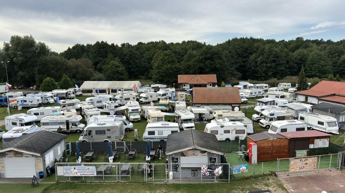 Pierwszy Międzynarodowy Zlot Kamperów w Trzebieży