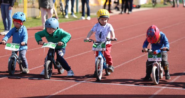 Młodzi rowerzyści rywalizowali w Policach