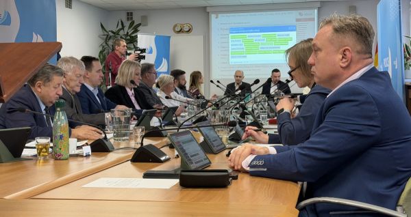 Zmiany w budżecie, nowe inwestycje i program wychodzenia z bezdomności