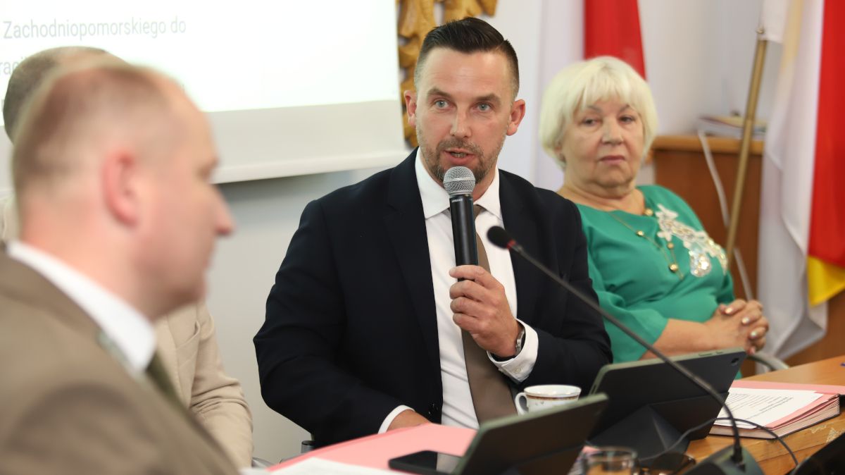 Radni obradowali podczas XXV Sesji Rady Miejskiej w Policach