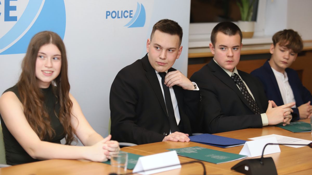 Młodzieżowa Rada Miejska w Policach zainaugurowała