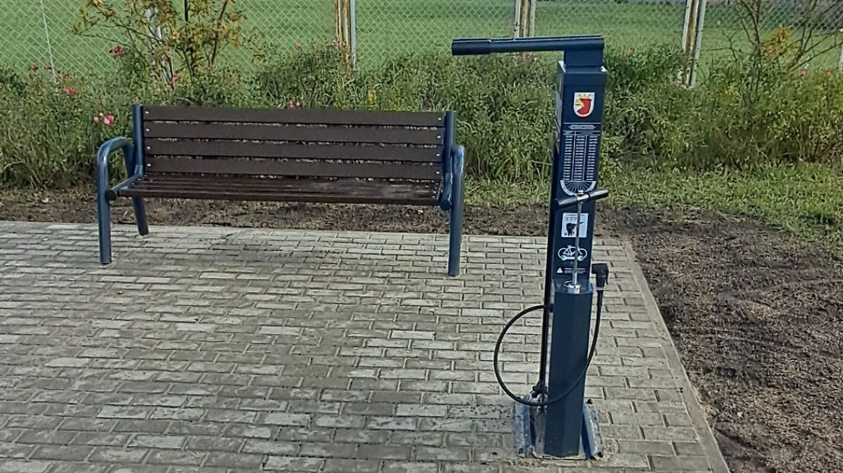 słupek narzędziowy dla rowerzystów