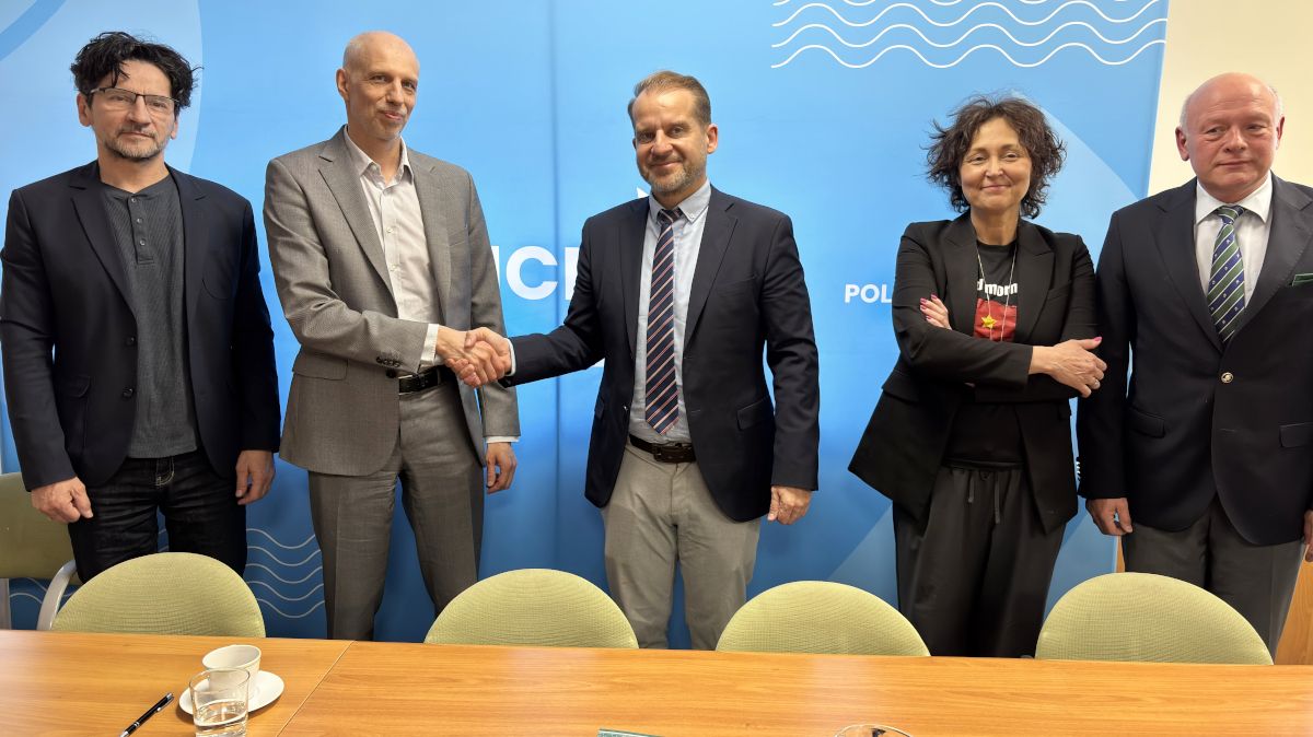 Police bliżej geotermii. Podpisano umowę na wykonanie odwiertów badawczych