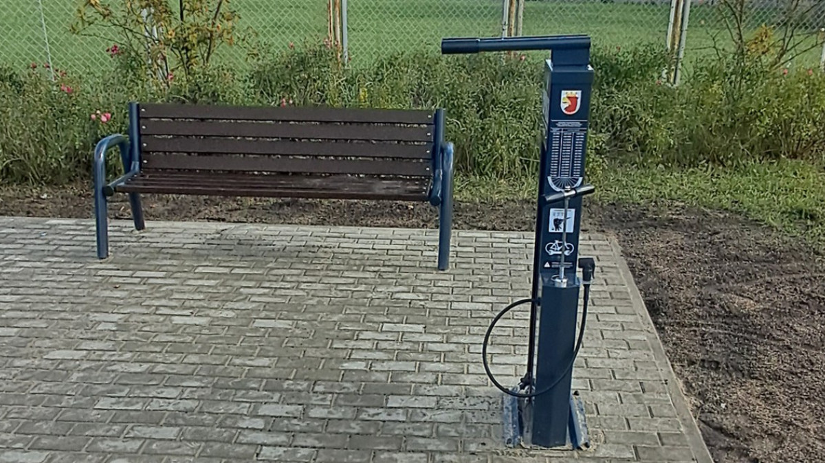 słupek narzędziowy dla rowerzystów