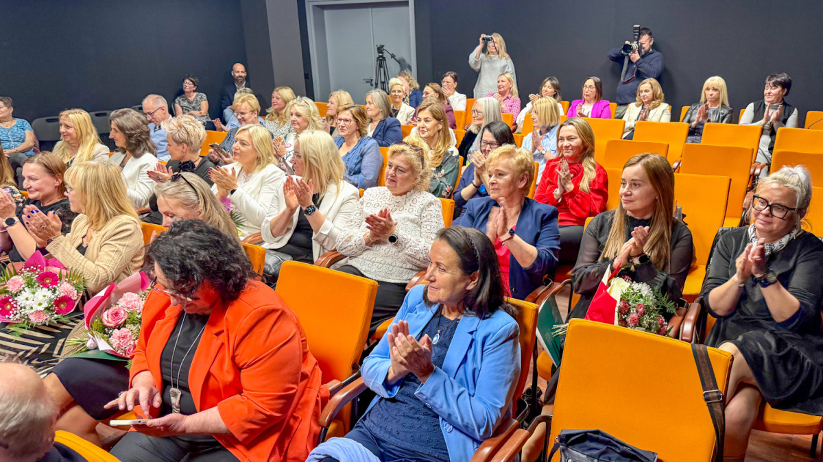 Spotkanie władz Gminy Police z dyrektorami i nauczycielami z okazji Dnia Edukacji Narodowej