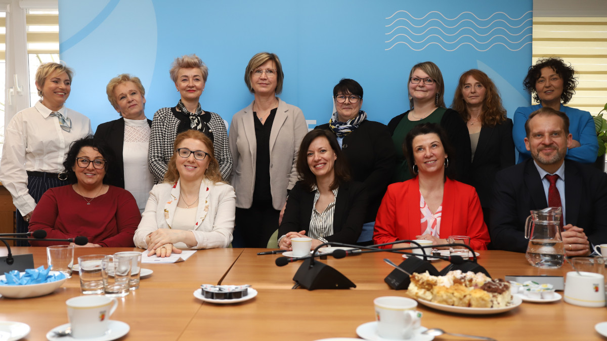 Podpisanie umowy w Urzędzie Miejskim w Policach