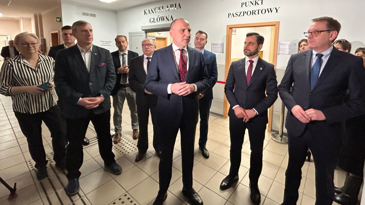 W Policach uruchomiono Terenowy Punkt Paszportowy